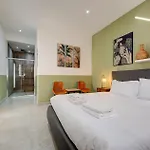 Villa A 3br Designer With Private Pool & Terrace By 360 Estates *