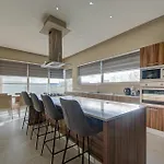 וילה A 3br Designer With Private Pool & Terrace By 360 Estates