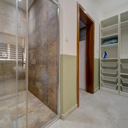 A 3br Designer With Private Pool & Terrace By 360 Estates Villa *