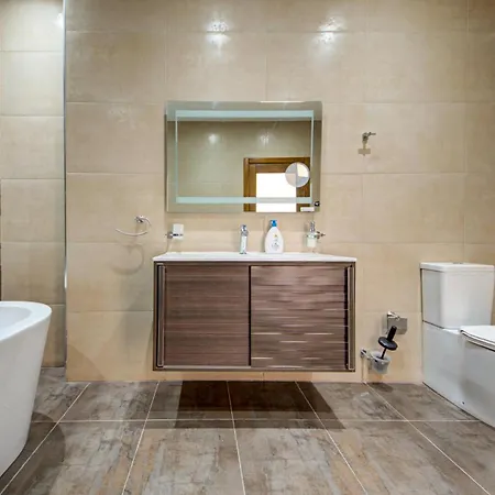 A 3br Designer With Private Pool & Terrace By 360 Estates Villa *
