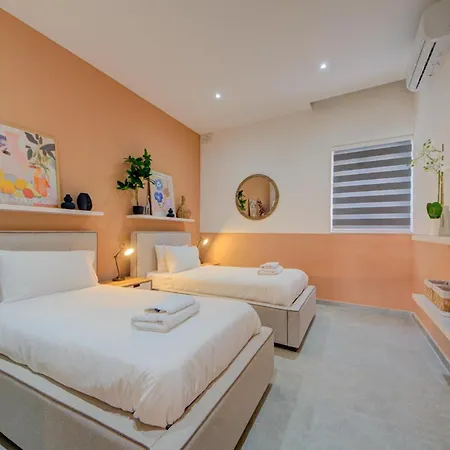 Villa A 3br Designer With Private Pool & Terrace By 360 Estates *