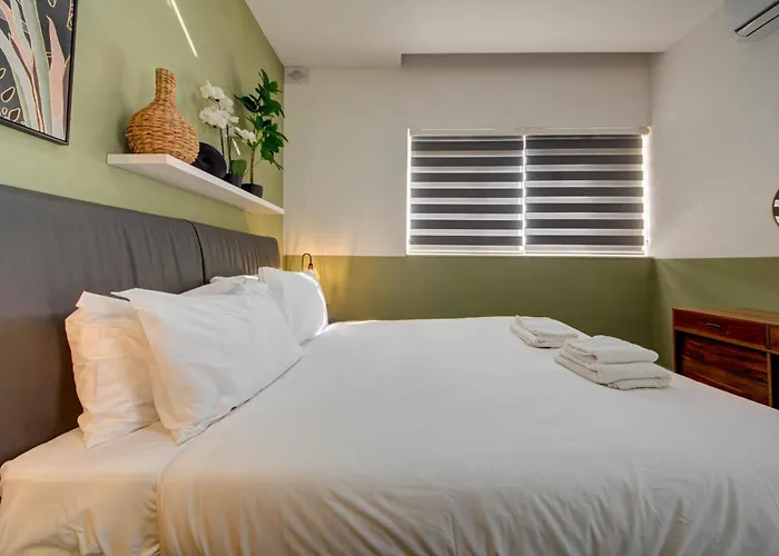 A 3br Designer With Private Pool & Terrace By 360 Estates * 圣保罗湾城