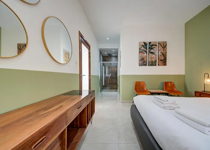 A 3br Designer With Private Pool & Terrace By 360 Estates Vilă