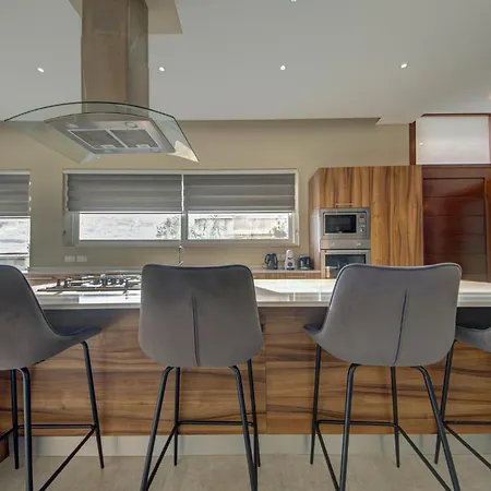 A 3br Designer With Private Pool & Terrace By 360 Estates 别墅 *